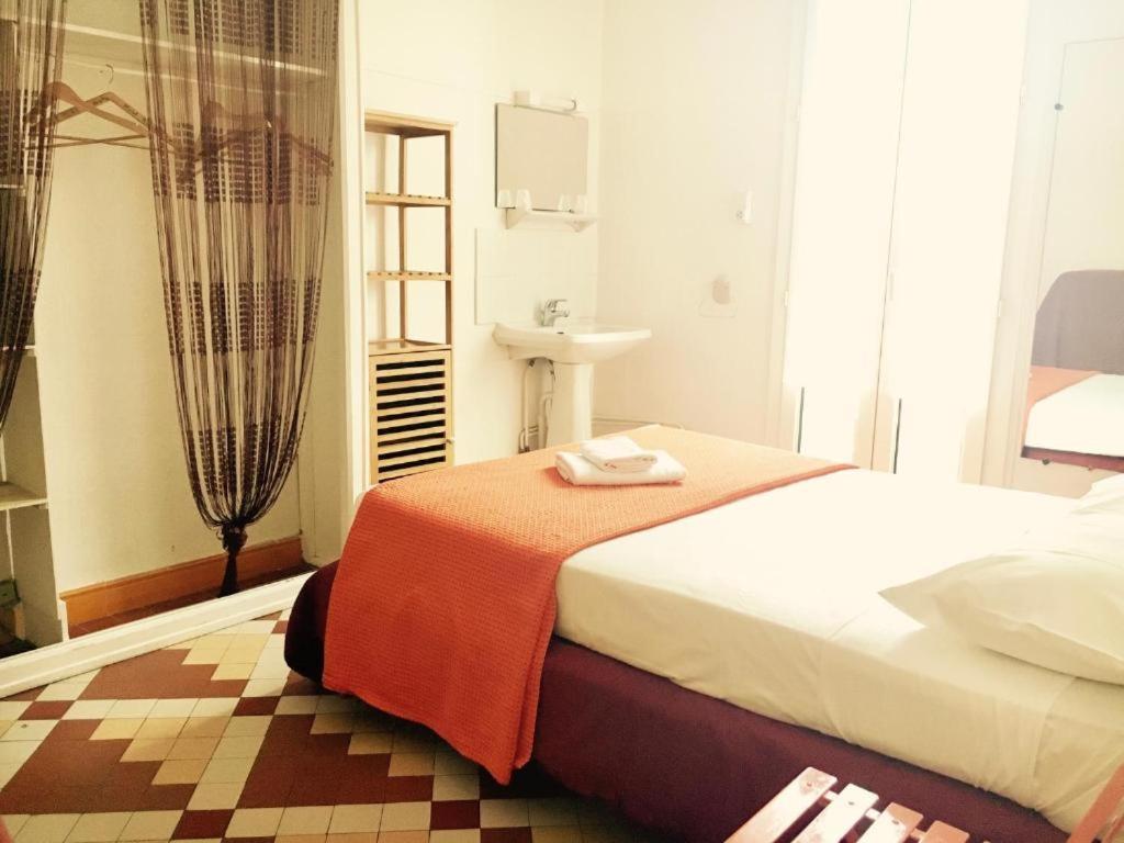 Hotel Le Centre Ле Булу Екстериор снимка
