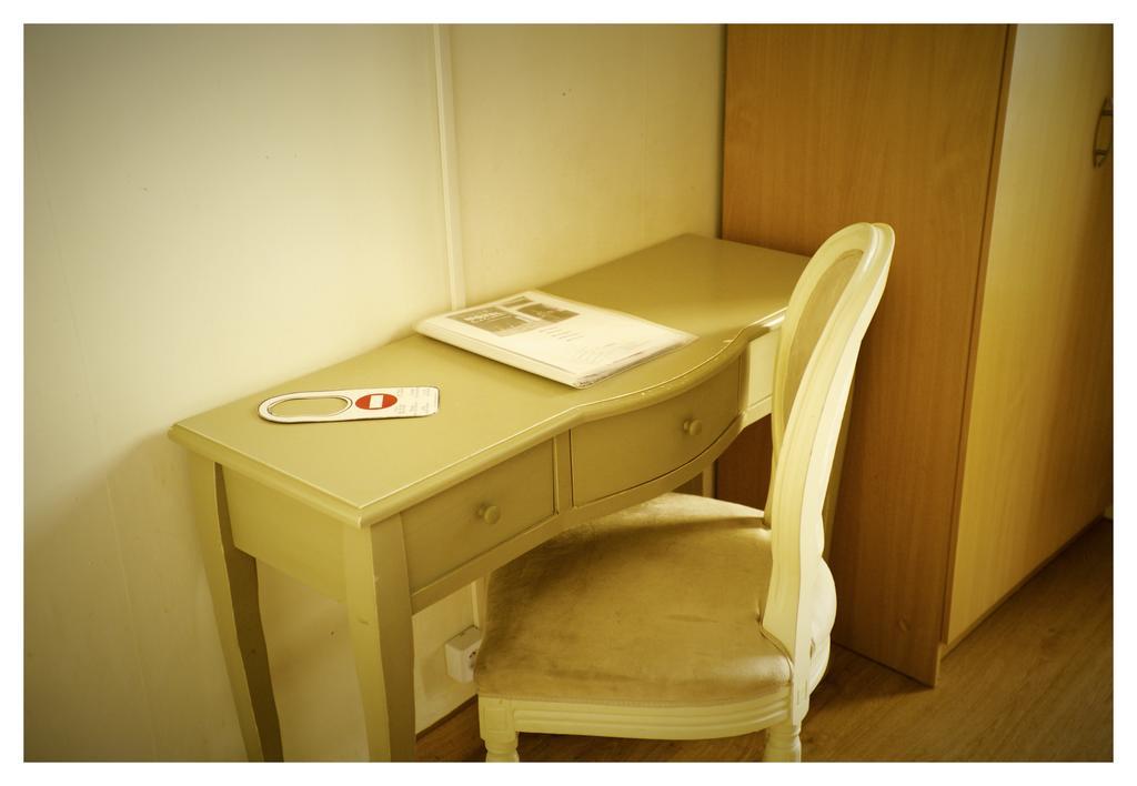 Hotel Le Centre Ле Булу Екстериор снимка