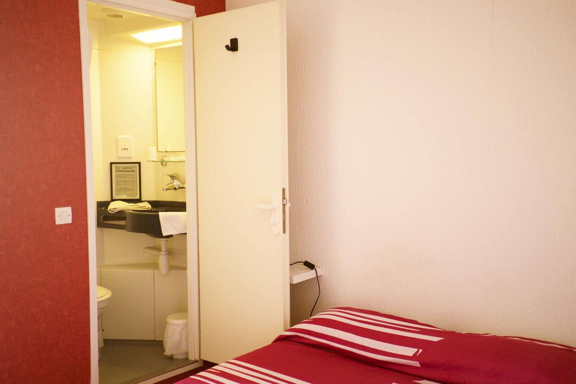 Hotel Le Centre Ле Булу Екстериор снимка